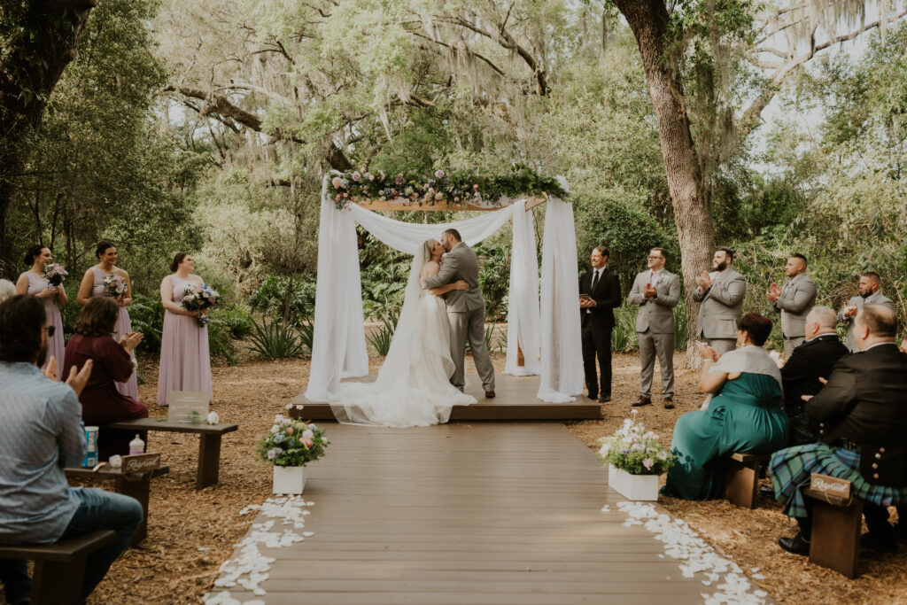 jujuphotography-tampaphotographer-weddingphotography-crosscreekranch-cheyanneandmarvin-321