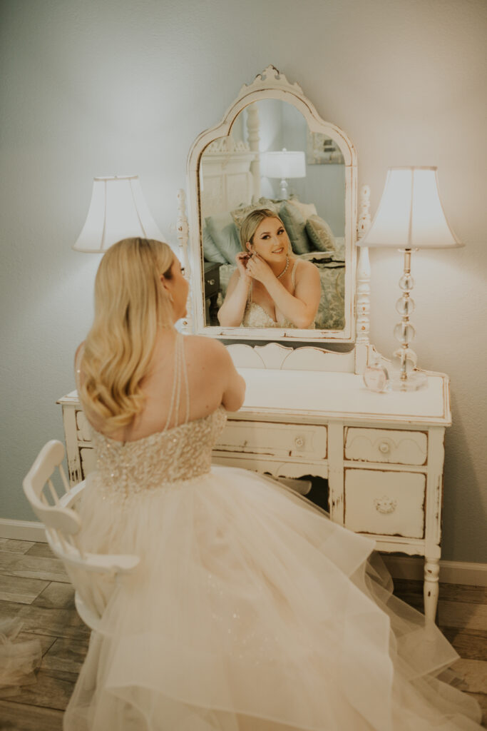 jujuphotography-tampaphotographer-weddingphotography-crosscreekranch-cheyanneandmarvin-89