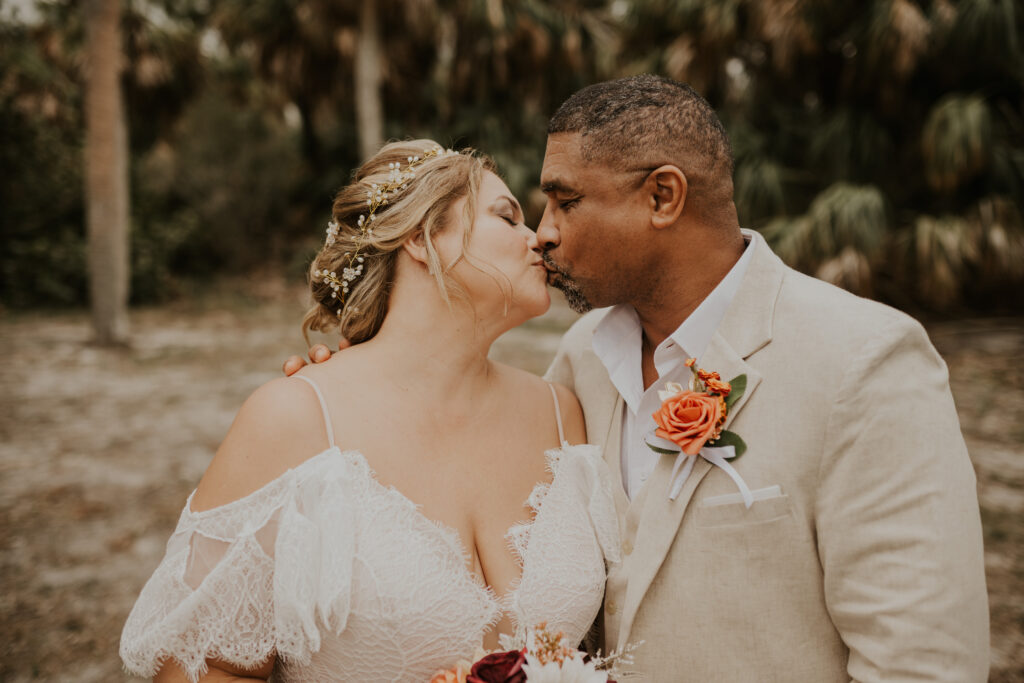 jujuphotography-weddingphotographer-weddingphotography-stpetersburg-tampa-ayseandkim-13
