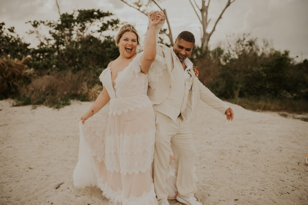 jujuphotography-weddingphotographer-weddingphotography-stpetersburg-tampa-ayseandkim-55